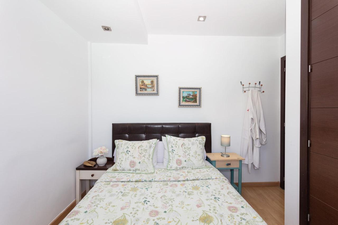 Homestay Red House